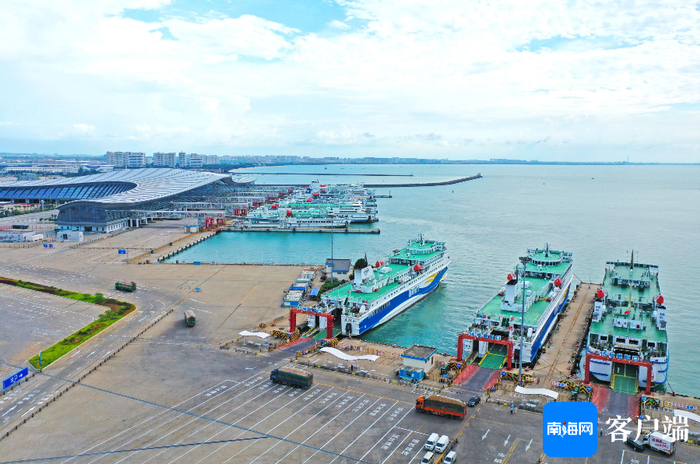 航拍新海港。记者 汪承贤 摄
