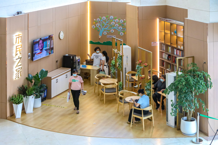 △图为肇庆高新区行政服务中心内的“市民之家”。王振宇 摄