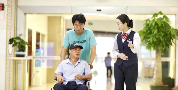 △肇庆高新区打造关爱服务专区。