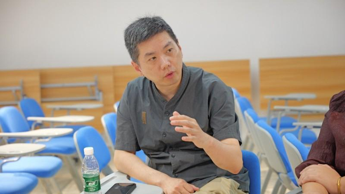 新瑞鹏宠物医疗集团猫科与内科专家毛军福博士