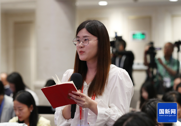 金融时报记者提问（徐想 摄）