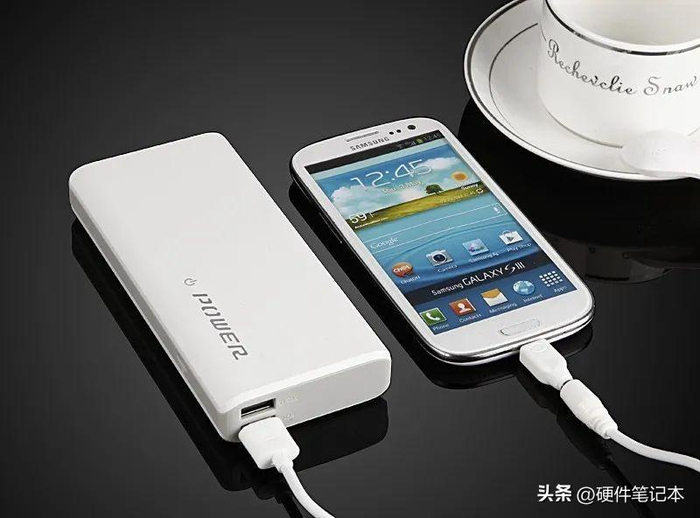 ✦14 手机充电宝