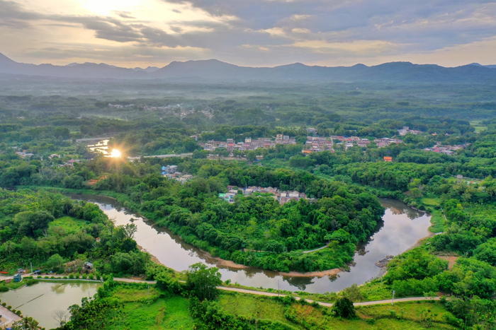 青梯村（央广网发  屯昌县委宣传部供图）