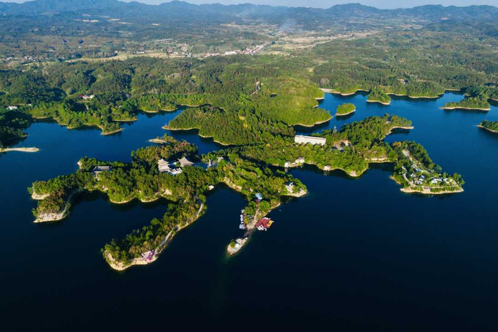 图为湖北随州琵琶湖风景区。马鑫 摄
