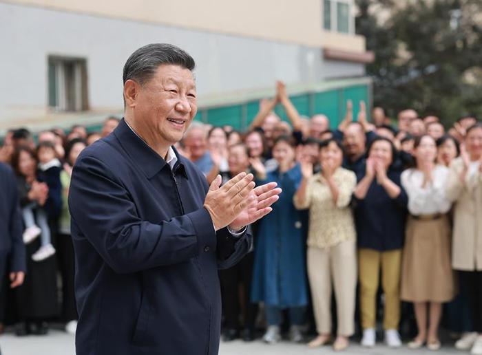 △2024年9月11日,习近平总书记在甘肃兰州市安宁区枣林西社区考察。