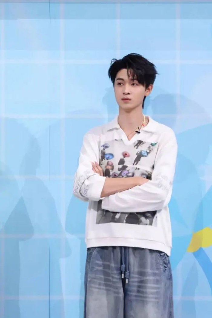 秦霄贤，图据微博