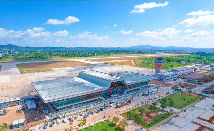 等待验收后投入使用的江西赣州瑞金机场（2024年9月23日摄）。新华社发（杨鑫 摄）