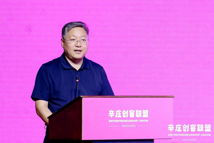 兴寿镇党委书记 鞠国栋