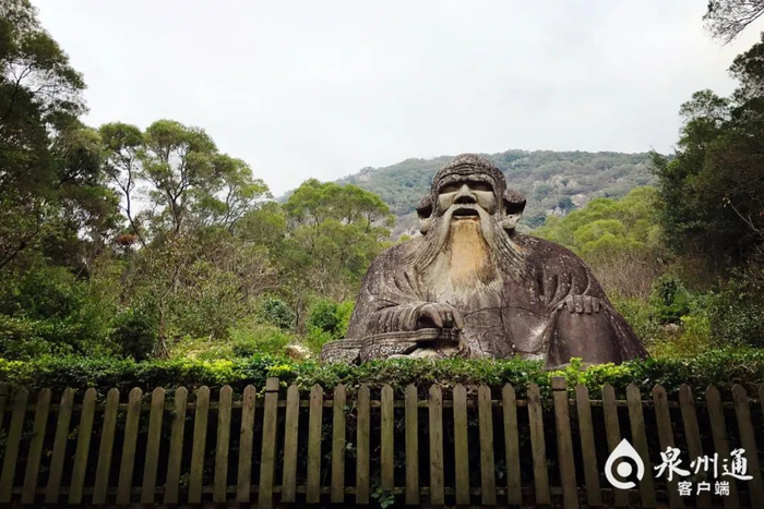 图为清源山老君岩。