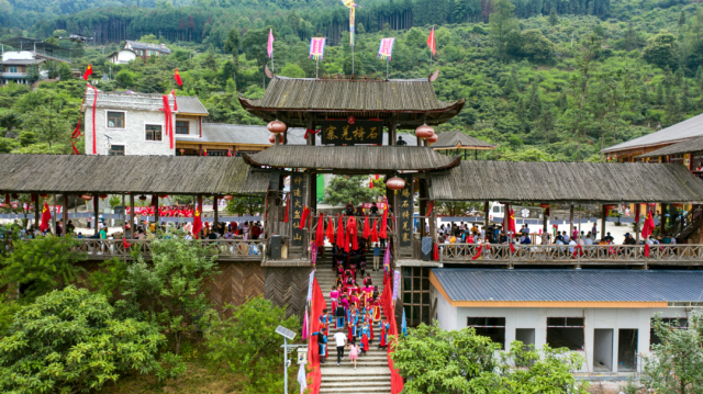 ▲吸引远方宾客来休闲观光。