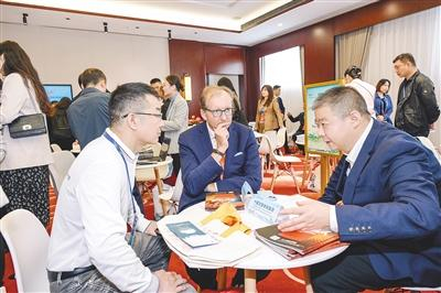 境内外旅行商洽谈合作事宜。