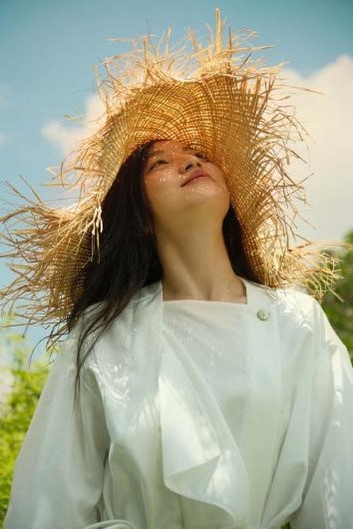 具有虚化效果的人像摄影，©Lili Liu