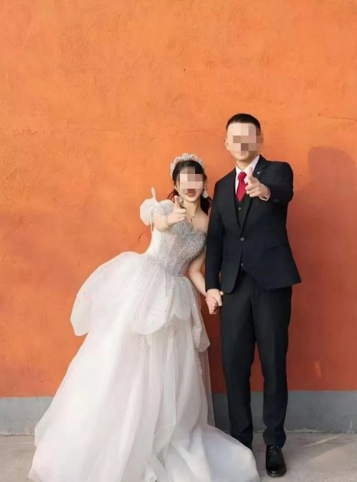 死者王越与妻子的婚纱照&nbsp;受访者提供