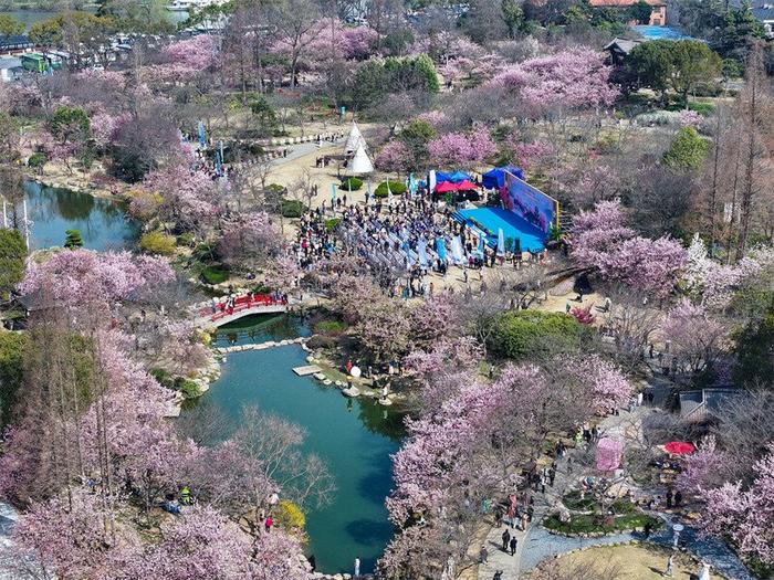 太湖鼋头渚景区 季春鹏 摄