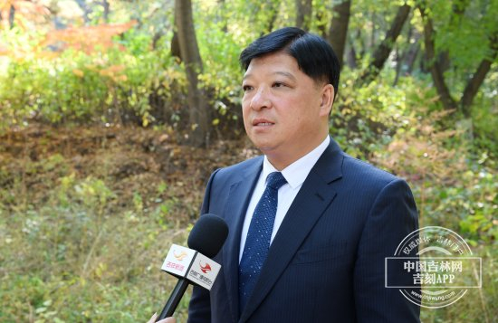 省商务厅党组书记、厅长李洪亮