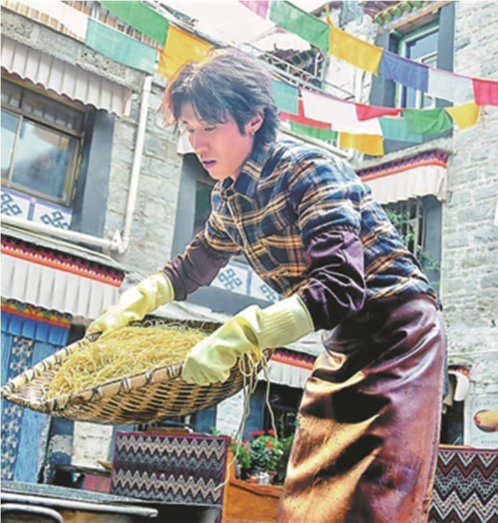     片中的索朗是一名西藏创业青年。