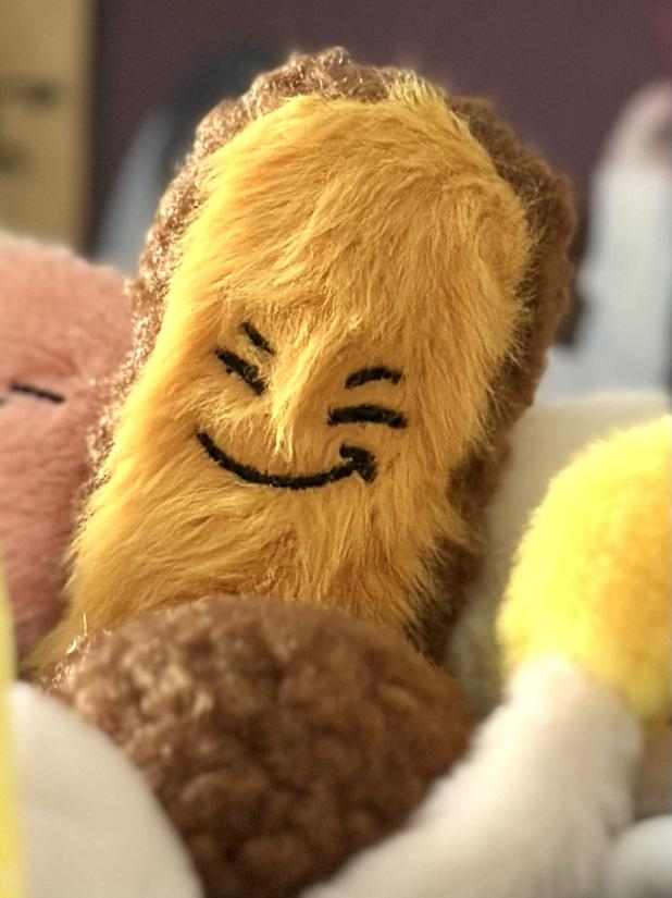 ▲甘肃博物馆文创夹沙肉