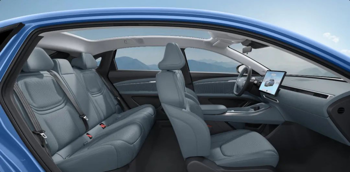 小鹏MONA M03内饰图，图源小鹏汽车官网