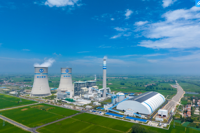 ▲襄阳宜城电厂 摄影：崔徐波