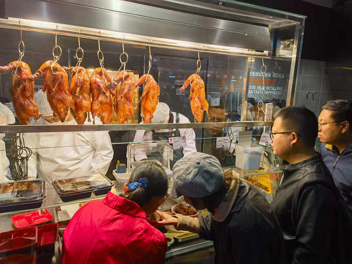 现制食品颇受消费者欢迎。