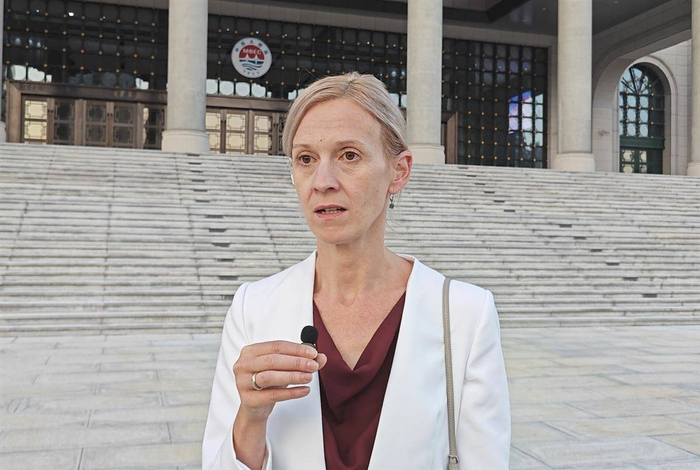 《今日匈牙利》副主编恩若尔·埃妮可接受采访