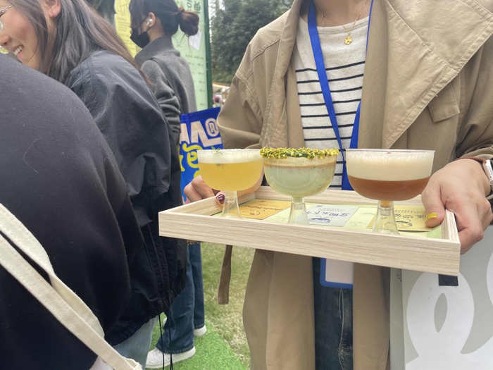 买到咖啡的人们