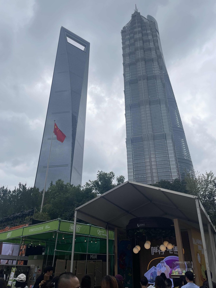 2024年10月25日，上海浦东，陆家嘴咖啡文化节。本文图片均为 澎湃新闻记者 邓玲玮 摄