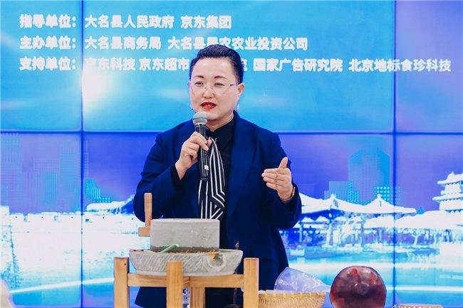 图:大名小磨香油非遗传承人李凤丽分享“大名小磨香油传承故事”