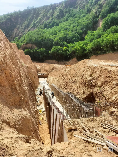 西峰区张北沟淤地坝建设现场（央广网发  盘小美  摄）