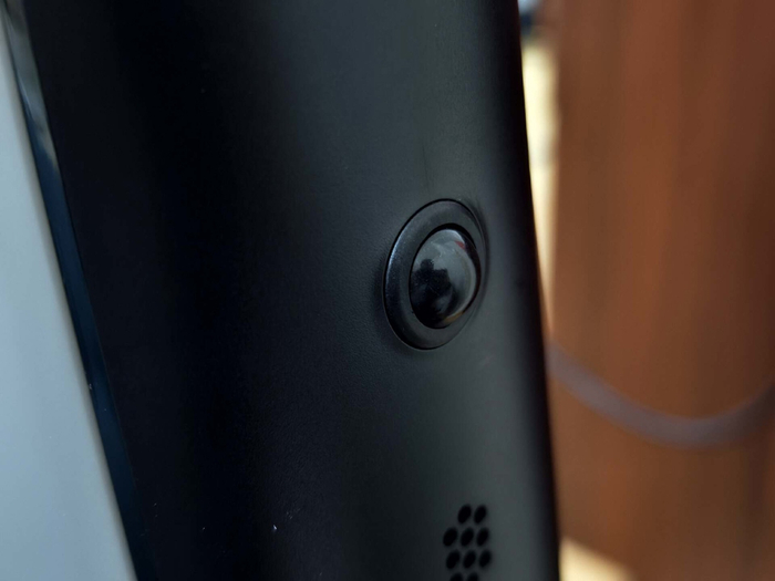 机身后方的万向轮