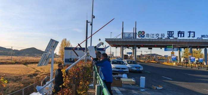 比赛场地沿途设置监测仪器