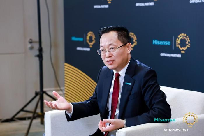 贾少谦接受记者采访 图片来源:企业供图