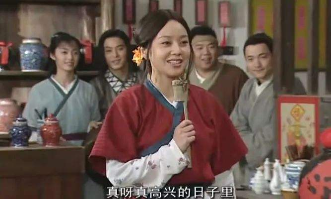 古装剧的搞笑话筒。图为《武林外传》（2006）剧照。