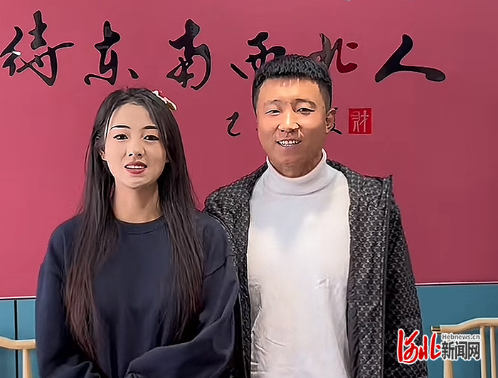 张宇和恢复后的霍传义。供图/张宇