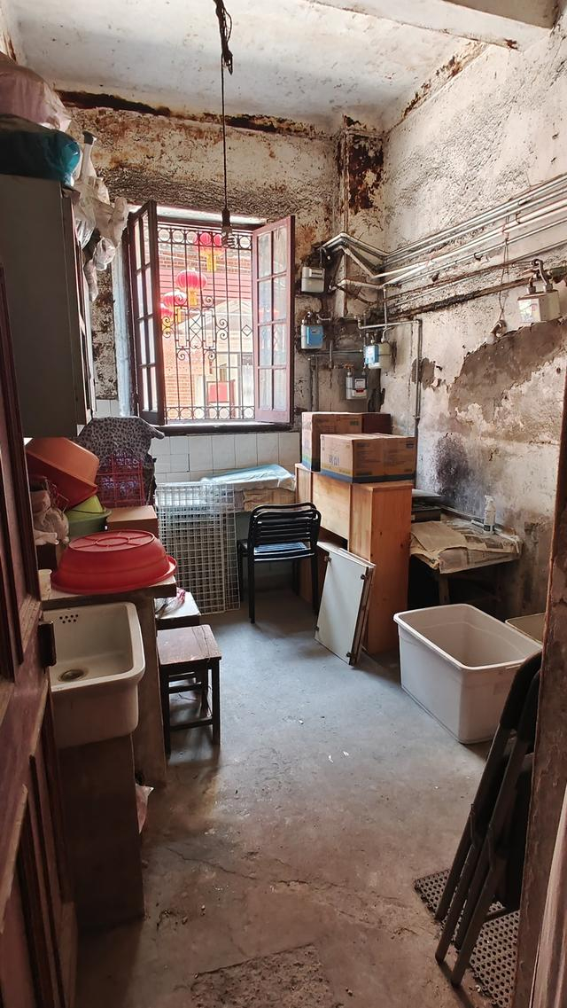 修缮前的厨房。受访者 供图