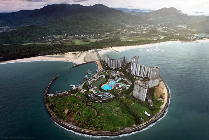 万宁日月湾-融创。Fabio Nodari供图