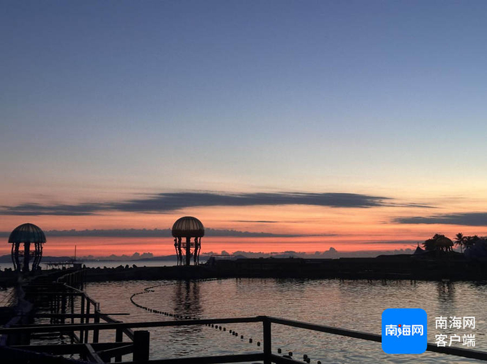 　　分界洲岛的晚霞。海南国际传播中心供图