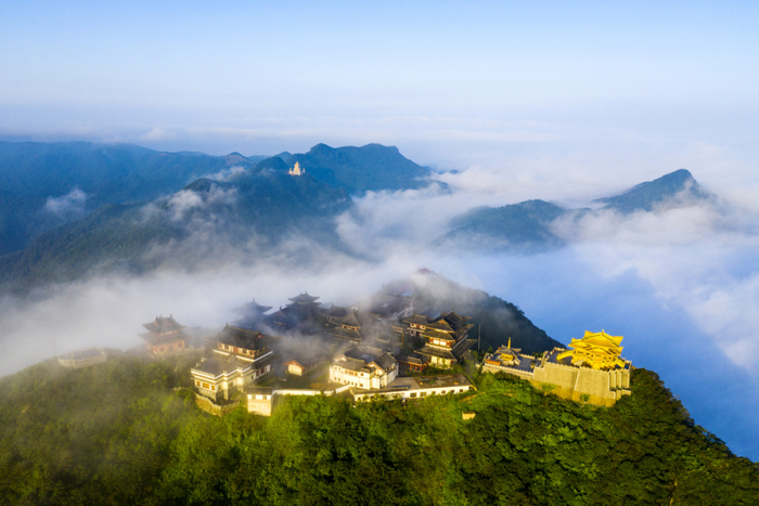 大洪山金顶 图/王运良 摄影