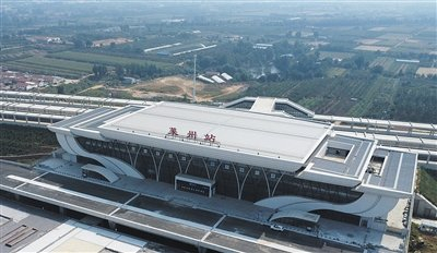 莱州站外观航拍图。 王丹 摄