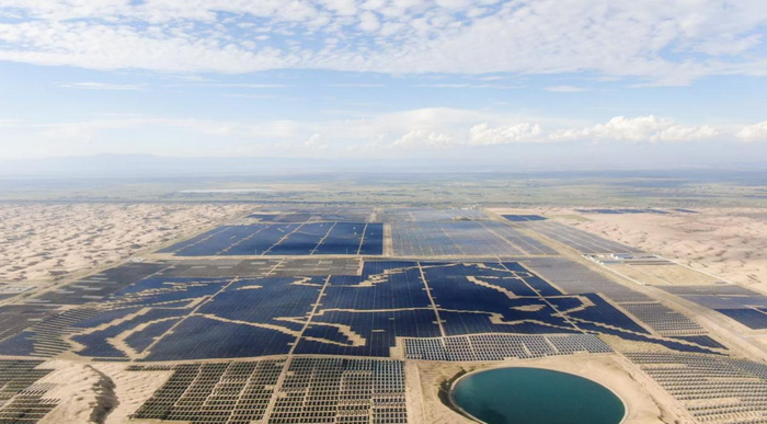 航拍光伏长城“骏马图” 图片来源：受访者供图