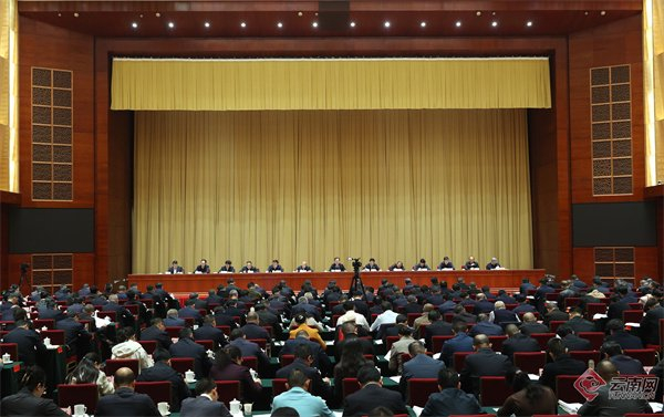 11月12日，全省教育大会在昆明召开。记者 周灿 摄