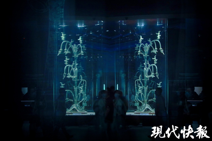 商 青铜神树 三星堆博物馆