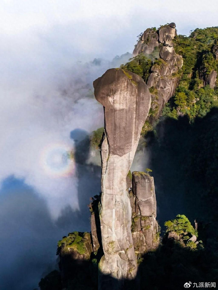 巨蟒峰。图/三清山风景名胜区