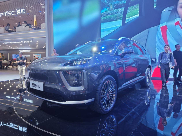 ▲昊铂HL（《消费者报道》摄）