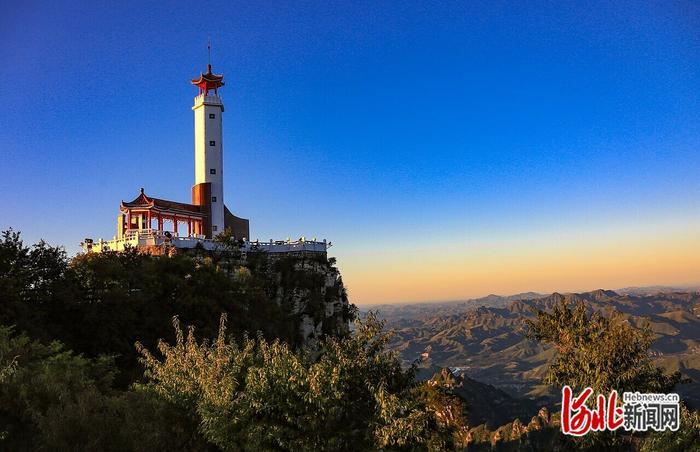 狼牙山。  易县文化广电和旅游局供图