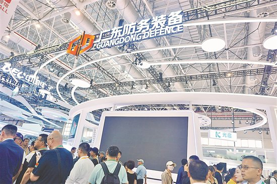 广东防务装备展现场