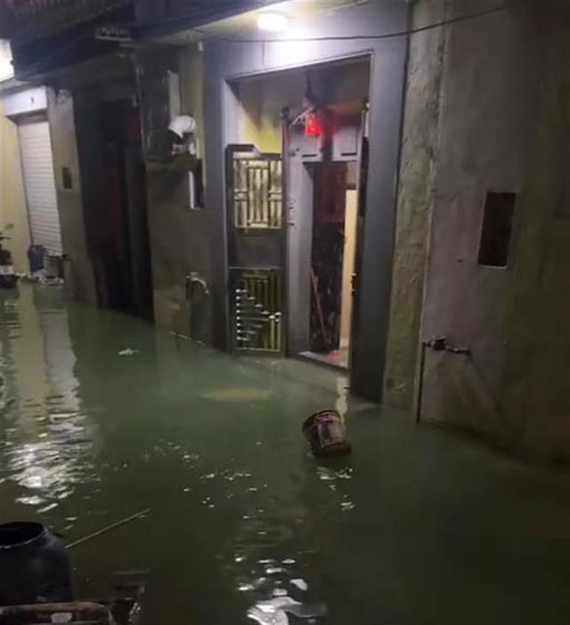 碣石镇海水倒灌（视频截图）
