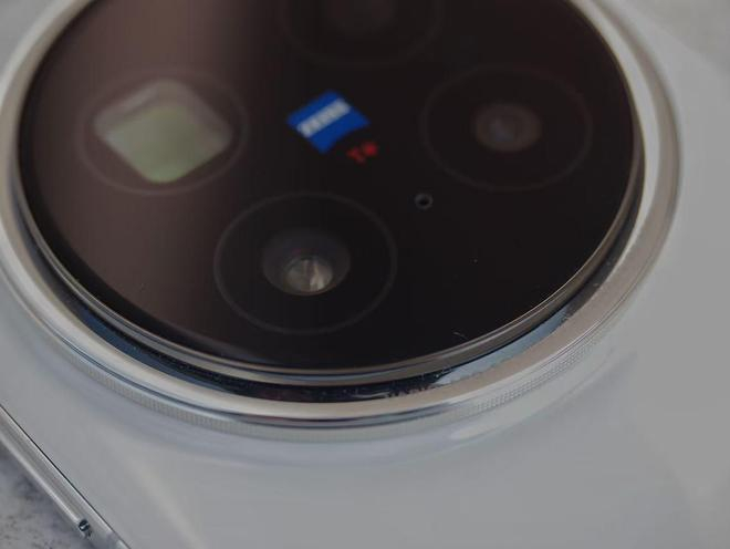 （图源：雷科技摄制）