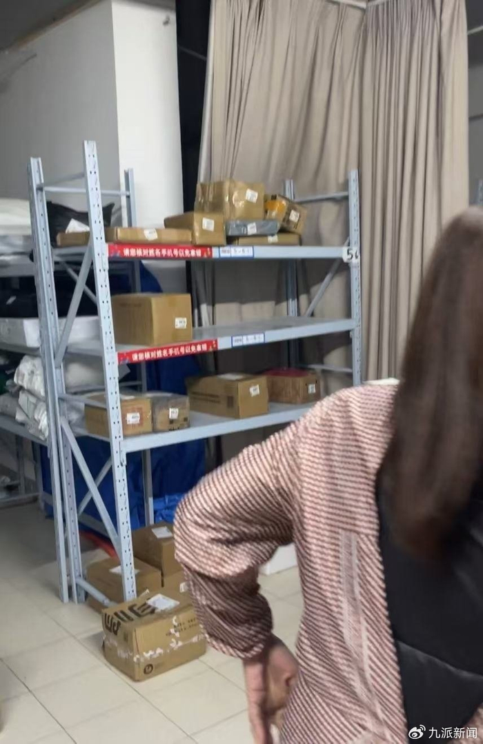 菜鸟驿站内部。图/九派新闻记者　欧俏妤