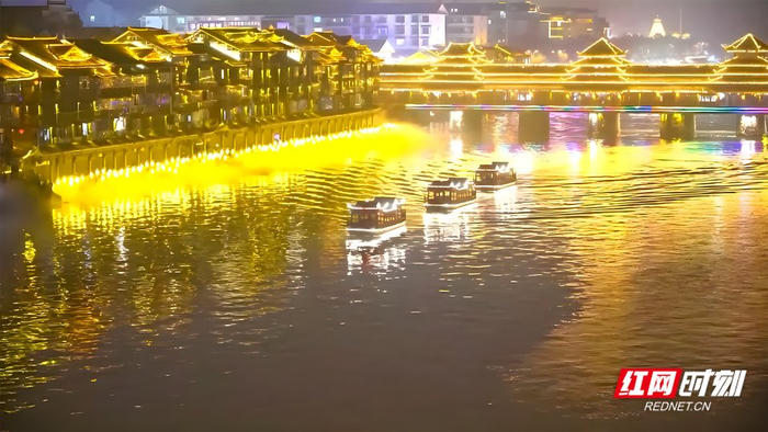 怀化市芷江和平湖水上夜游精品航线